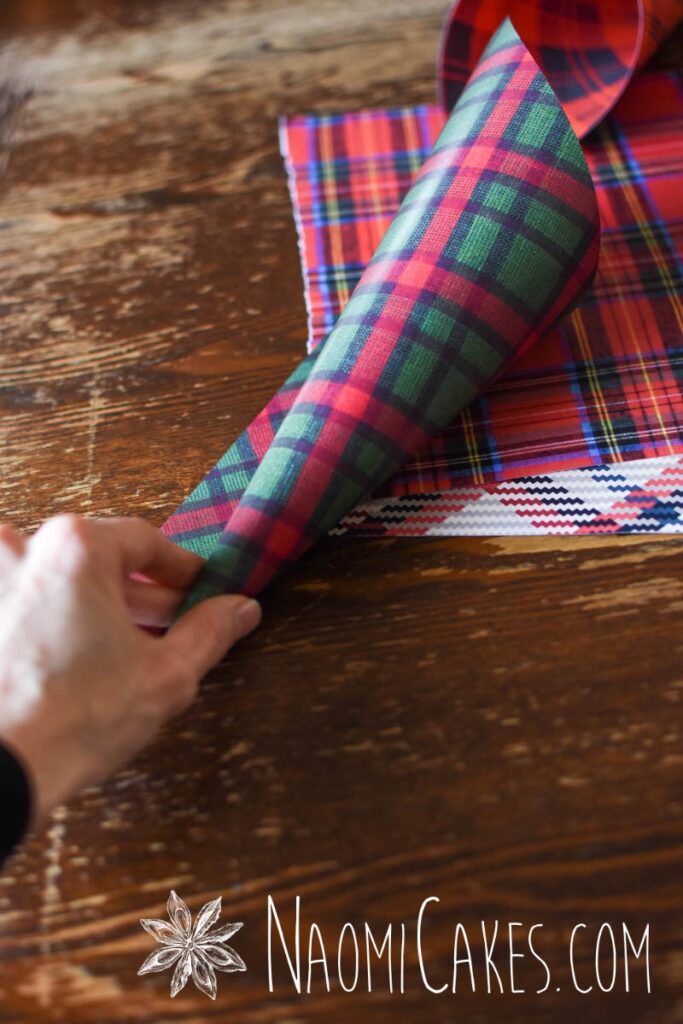 Christmas Craft for Kids: Paper Cone Snack Cups - NaomiCakes